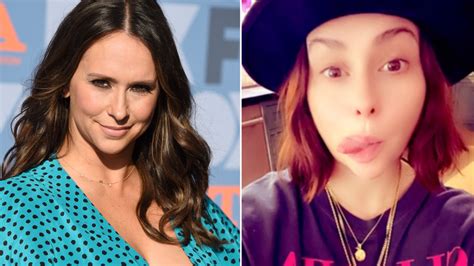 jennifer love hewitt implants|Jennifer Love Hewitt addresses furore after fans。